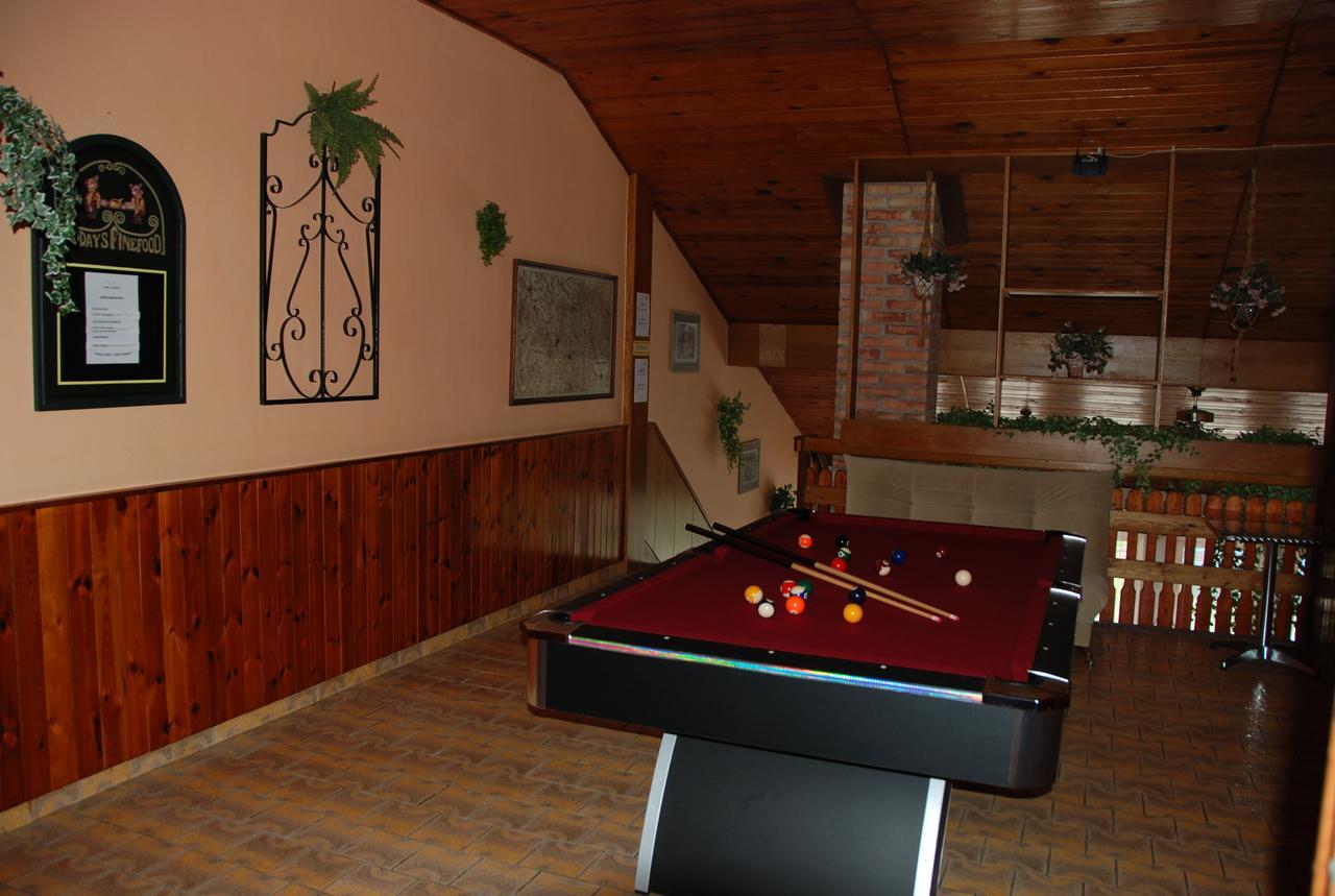 Rodinny "Hotel U Mustku" Desná Exteriör bild