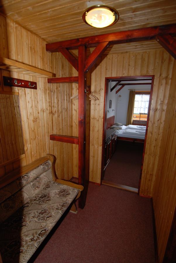 Rodinny "Hotel U Mustku" Desná Exteriör bild